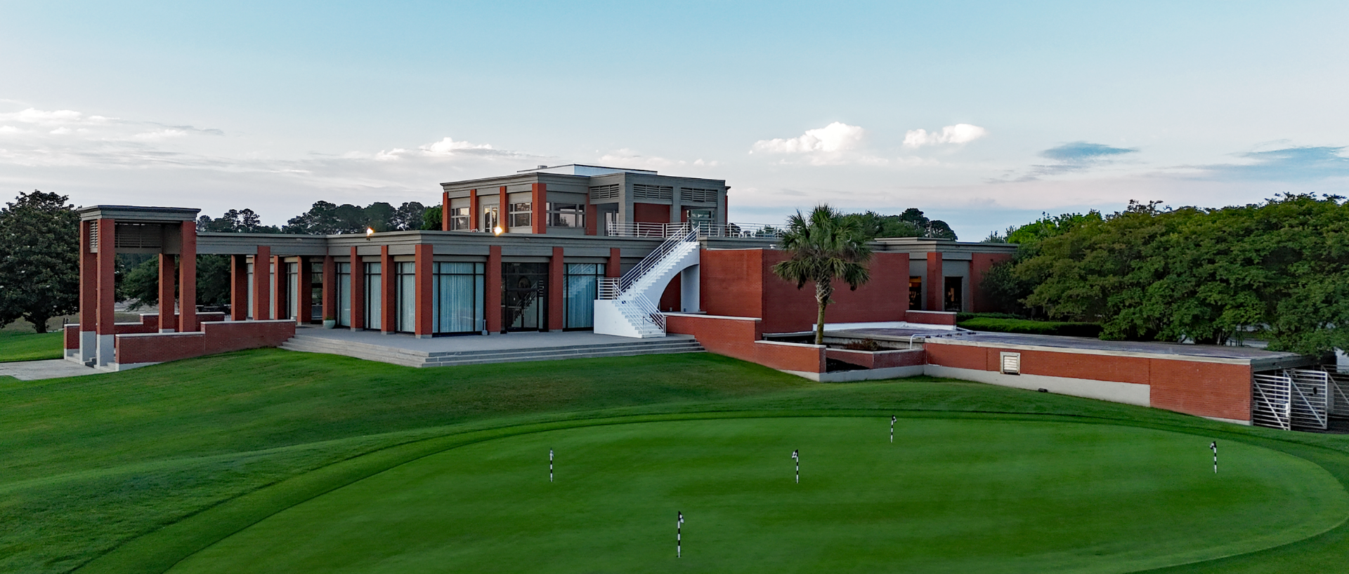 Play the Newly Renovated Wild Wing with Exclusive Golf Packages